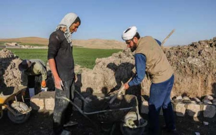 فعالیت ۳۱ گروه جهادی از اقشار قم در ۱۱ استان کشور فعالیت ۳۱ گروه جهادی از اقشار قم در ۱۱ استان کشور